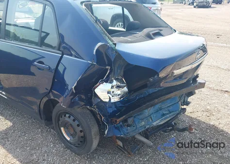 2011 Nissan Versa 1.8S из США, поврежденный, VIN 3N1BC1AP9BL406353